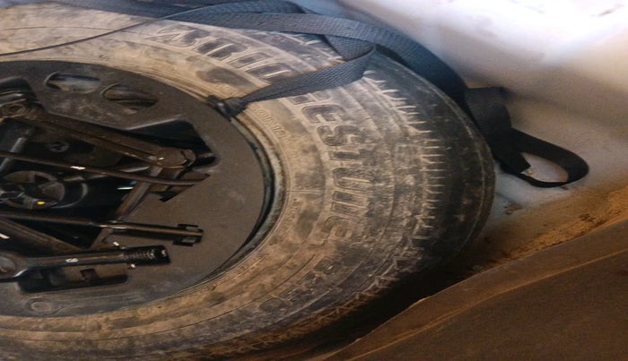 2011 Hyundai i10 MAGNA 1.1, Petrol, Manual, 47,188 km, tyre