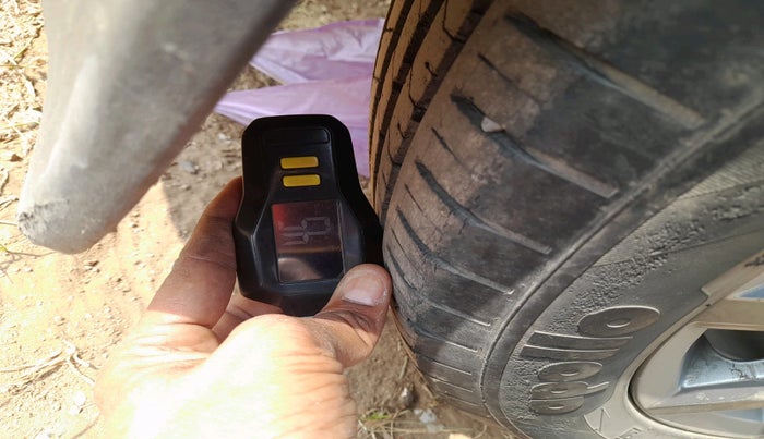 2019 Volkswagen Ameo HIGHLINE PLUS 1.0L 16 ALLOY, Petrol, Manual, 77,865 km, tyre