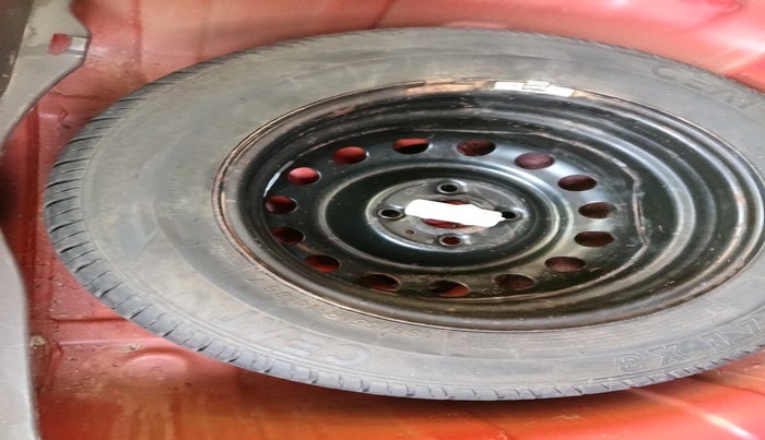 2011 Hyundai i20 SPORTZ 1.2, Petrol, Manual, 1,06,982 km, tyre