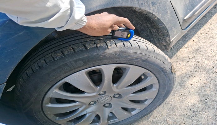 2017 Maruti Baleno ZETA PETROL 1.2, Petrol, Manual, 88,455 km, tyre