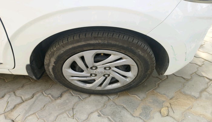 2020 Hyundai GRAND I10 NIOS MAGNA AMT 1.2 KAPPA VTVT, Petrol, Automatic, 69,627 km, tyre