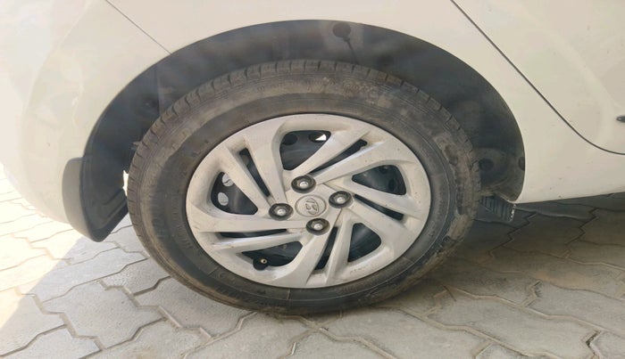 2020 Hyundai GRAND I10 NIOS MAGNA AMT 1.2 KAPPA VTVT, Petrol, Automatic, 69,627 km, tyre