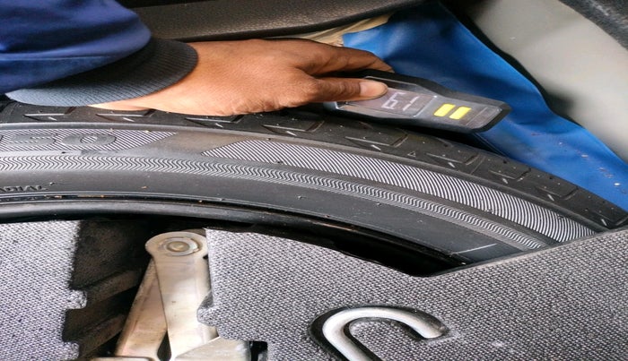 2017 Honda WR-V 1.2L I-VTEC VX MT, Petrol, Manual, 49,403 km, tyre