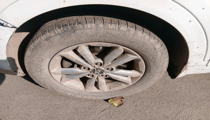 2016 Hyundai Creta SX PLUS 1.6 PETROL, Petrol, Manual, 1,06,647 km, tyre