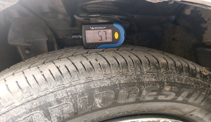 2014 Datsun Go T, Petrol, Manual, 35,577 km, tyre