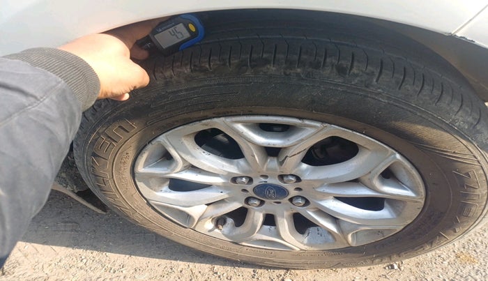 2017 Ford Ecosport TITANIUM+ 1.5L DIESEL, Diesel, Manual, 1,19,811 km, tyre