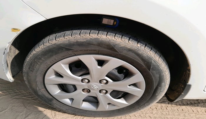 2016 Hyundai Grand i10 MAGNA 1.2 KAPPA VTVT, Petrol, Manual, 75,089 km, tyre