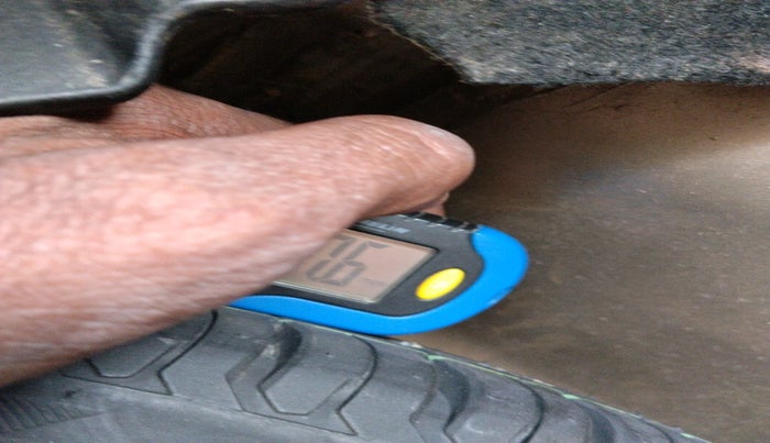 2013 Maruti Swift Dzire VXI, Petrol, Manual, 13,142 km, tyre