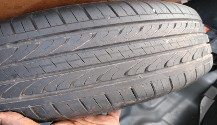 2019 Hyundai VENUE SX 1.0 (O) TURBO, Petrol, Manual, 50,773 km, tyre