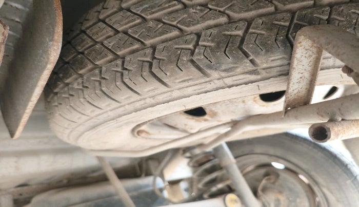 2012 Maruti Eeco 5 STR WITH A/C+HTR, Petrol, Manual, 45,196 km, tyre