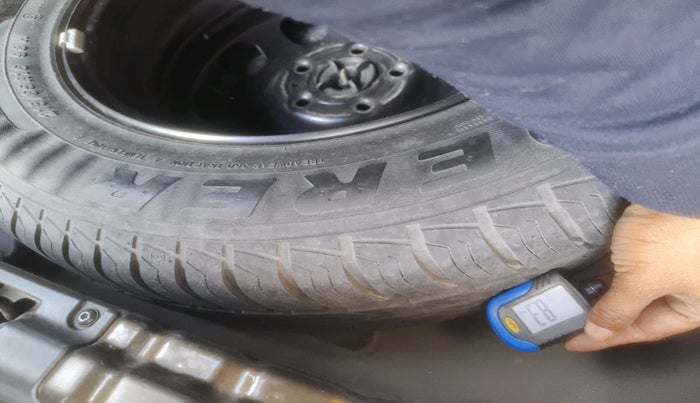 2015 Renault Duster 110 PS RXZ 4X4 MT DIESEL, Diesel, Manual, 1,01,715 km, tyre