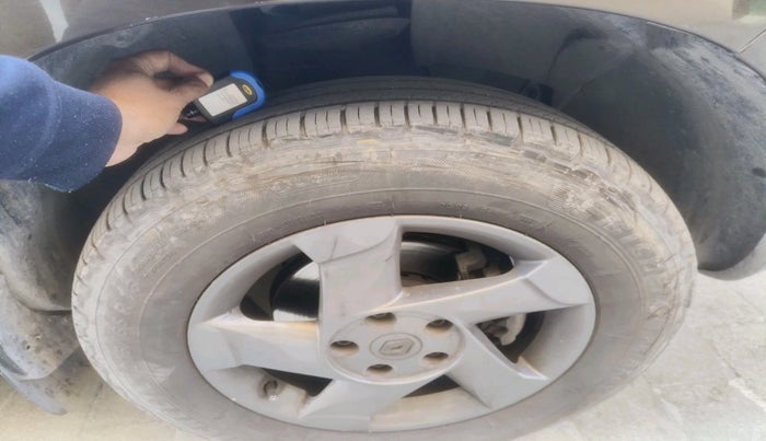 2015 Renault Duster 110 PS RXZ 4X4 MT DIESEL, Diesel, Manual, 1,01,715 km, tyre