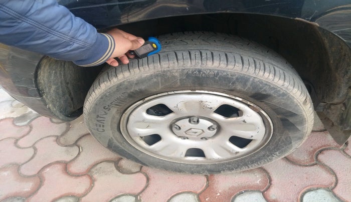 2014 Renault Duster RXL PETROL, Petrol, Manual, 54,628 km, tyre