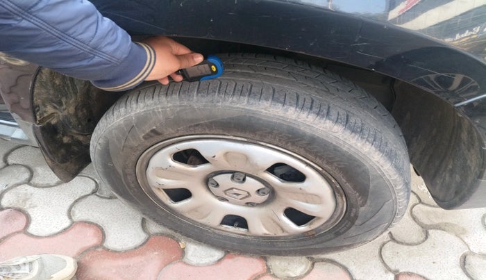 2014 Renault Duster RXL PETROL, Petrol, Manual, 54,628 km, tyre