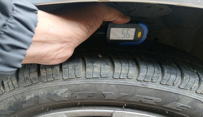 2014 Honda Amaze 1.2L I-VTEC S, Petrol, Manual, 1,54,363 km, tyre