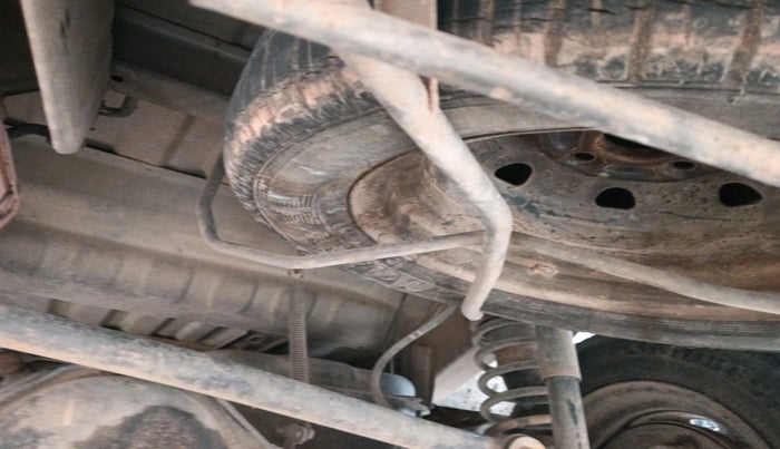 2011 Maruti Eeco 5 STR WITH A/C+HTR, Petrol, Manual, 59,830 km, tyre