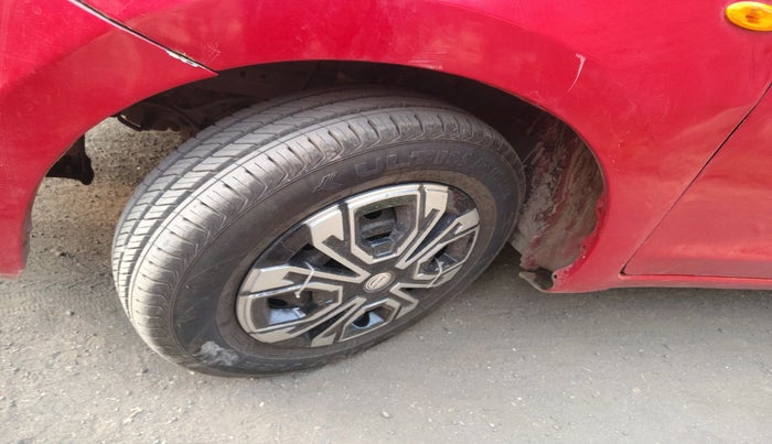 2015 Datsun Go A EPS, Petrol, Manual, 94,989 km, tyre