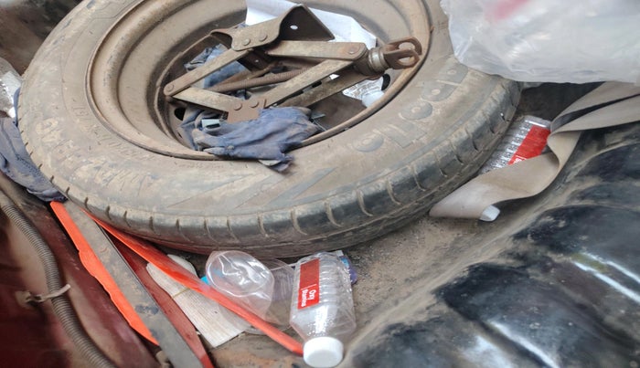 2015 Datsun Go A EPS, Petrol, Manual, 94,989 km, tyre