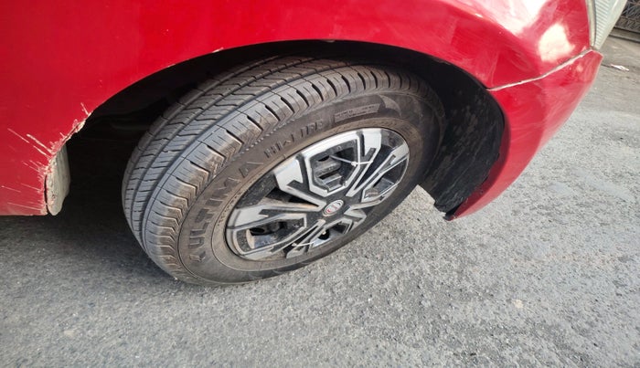 2015 Datsun Go A EPS, Petrol, Manual, 94,989 km, tyre