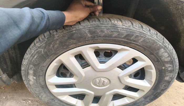 2018 Maruti Vitara Brezza VDI, Diesel, Manual, 28,917 km, tyre