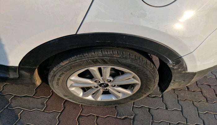 2015 Hyundai Creta SX 1.6 DIESEL, Diesel, Manual, 10,25,000 km, tyre