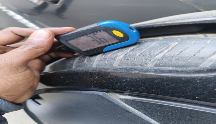 2017 Mahindra NUVOSPORT N8, Diesel, Manual, 1,52,410 km, tyre