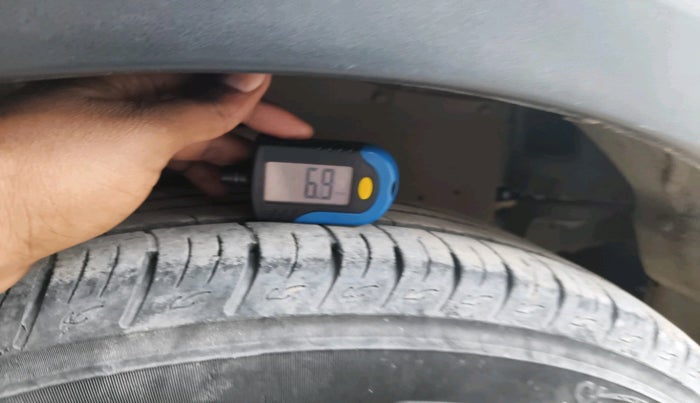 2017 Mahindra NUVOSPORT N8, Diesel, Manual, 1,52,410 km, tyre