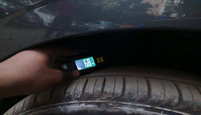 2025 Hyundai NEW I20 SPORTZ 1.2 MT, Petrol, Manual, 426 km, tyre