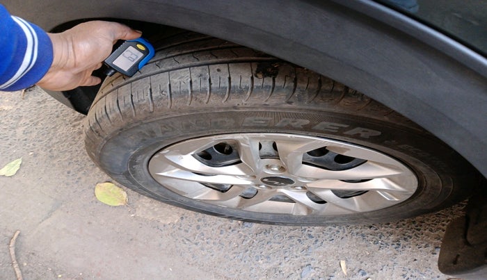 2024 KIA CARENS Premium (O) 1.5 Diesel MT 7 STR, Diesel, Manual, 10,901 km, tyre