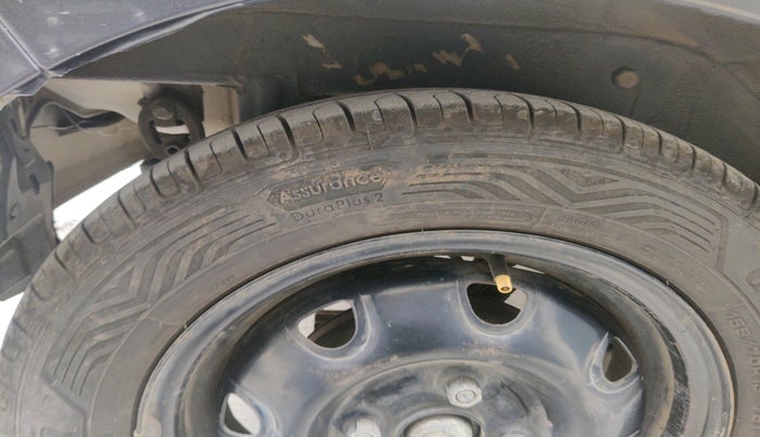 2015 Maruti Alto K10 VXI, Petrol, Manual, 48,503 km, tyre