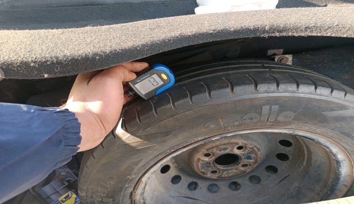 2014 Hyundai Grand i10 SPORTZ 1.2 KAPPA VTVT, Petrol, Manual, 1,36,922 km, tyre