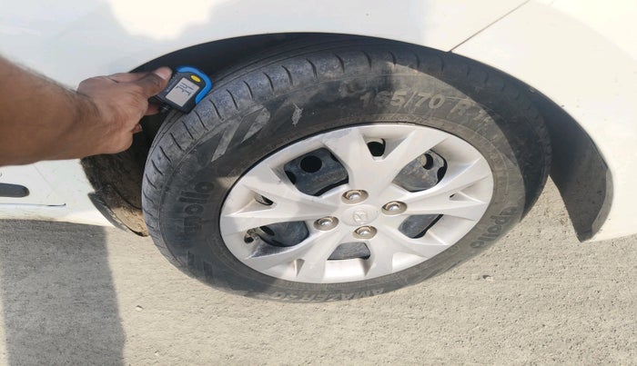 2016 Hyundai Grand i10 SPORTZ 1.1 CRDI, Diesel, Manual, 1,39,685 km, tyre