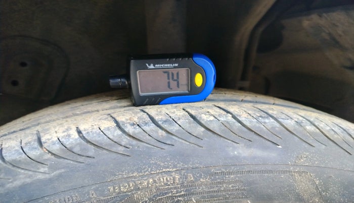 2018 Tata NEXON XMA DIESEL, Diesel, Automatic, 56,750 km, tyre