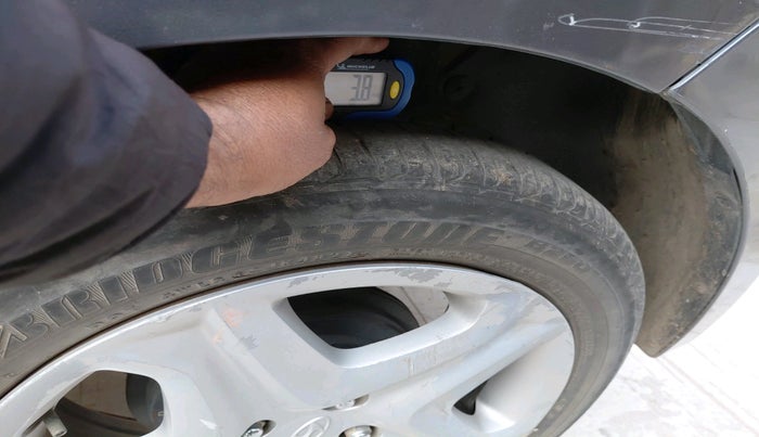 2017 Hyundai Elite i20 ASTA 1.2, Petrol, Manual, 77,848 km, tyre