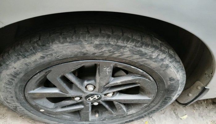 2019 Hyundai GRAND I10 NIOS SPORTZ AMT 1.2 KAPPA VTVT, Petrol, Automatic, 77,327 km, tyre