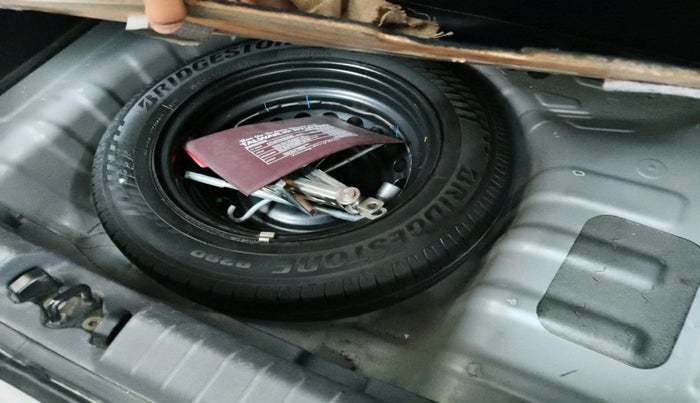 2019 Hyundai GRAND I10 NIOS SPORTZ AMT 1.2 KAPPA VTVT, Petrol, Automatic, 77,327 km, tyre