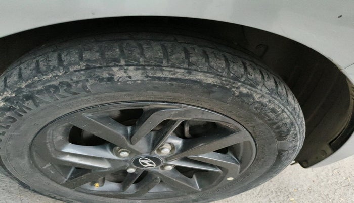 2019 Hyundai GRAND I10 NIOS SPORTZ AMT 1.2 KAPPA VTVT, Petrol, Automatic, 77,327 km, tyre