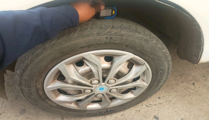 2016 Datsun Go A, Petrol, Manual, 1,11,813 km, tyre