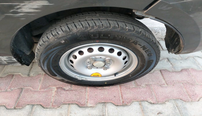 2022 Tata TIGOR XZ PLUS CNG, Petrol, Manual, 42,738 km, tyre