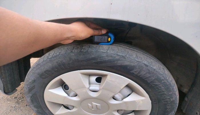 2012 Maruti Wagon R 1.0 LXI, Petrol, Manual, 1,02,255 km, tyre