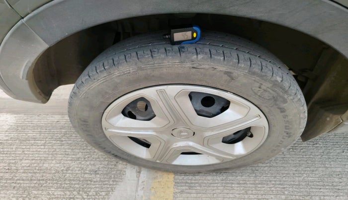 2021 Tata NEXON XM SUNROOF PETROL, Petrol, Manual, 35,007 km, tyre