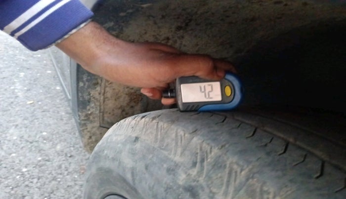 2022 Tata Safari XZ PLUS DARK EDITION, Diesel, Manual, 1,02,639 km, tyre