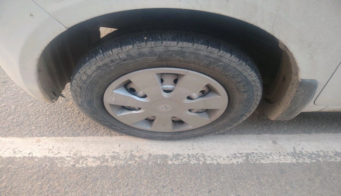 2021 Maruti New Wagon-R LXI CNG 1.0, CNG, Manual, 97,447 km, tyre