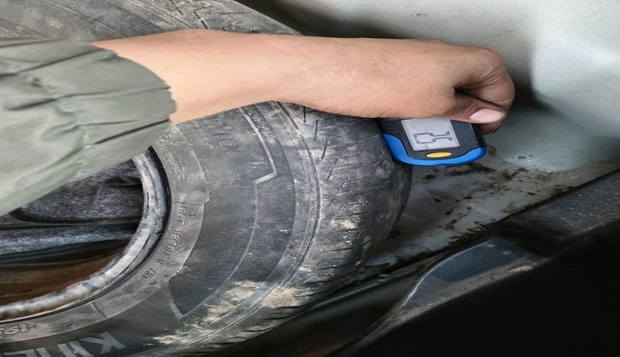 2019 Hyundai VENUE S 1.2, Petrol, Manual, 57,047 km, tyre