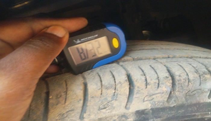 2019 Mahindra MARAZZO M6 8 STR, Diesel, Manual, 97,172 km, tyre