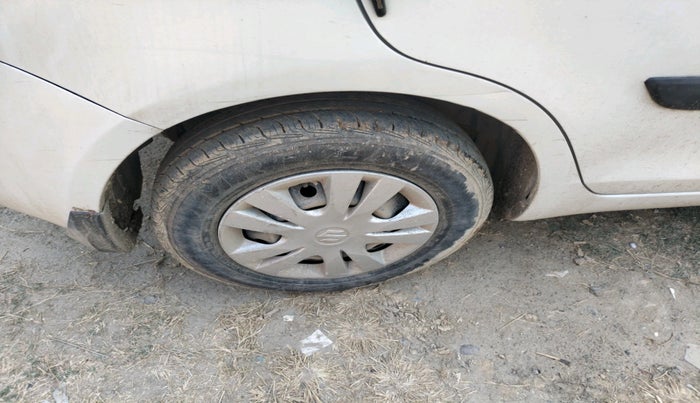 2013 Maruti Swift Dzire VXI, Petrol, Manual, 81,808 km, tyre