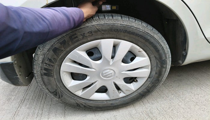 2013 Maruti Swift Dzire VXI, Petrol, Manual, 32,400 km, tyre