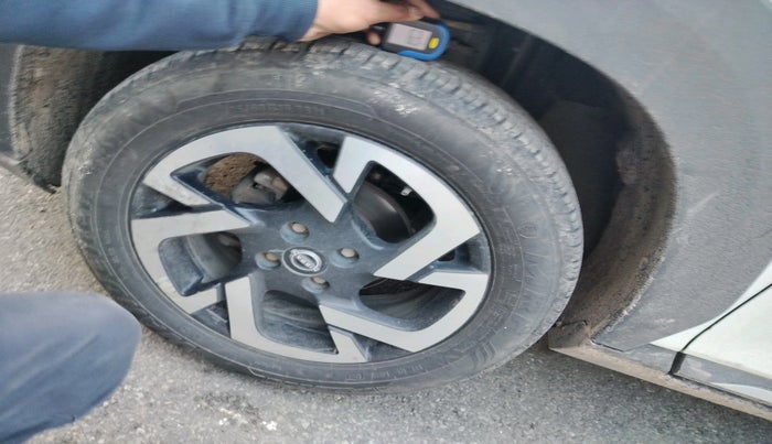 2022 Nissan MAGNITE XV DUAL TONE, Petrol, Manual, 46,087 km, tyre