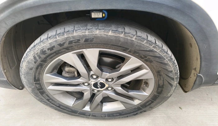 2021 KIA SELTOS HTX 1.5 DIESEL, Diesel, Manual, 1,47,970 km, tyre