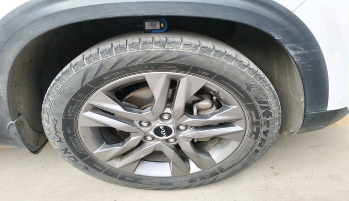 2021 KIA SELTOS HTX 1.5 DIESEL, Diesel, Manual, 1,47,970 km, tyre